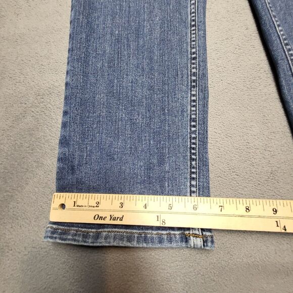 Duluth Trading Jeans Womens 8 Blue Straight Leg Distressed Denim - Picture 4 of 9